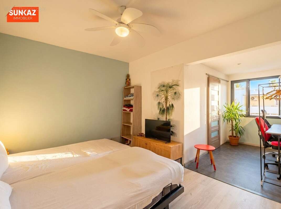 Maison 97 m² à Saint-Pierre  - photo 4