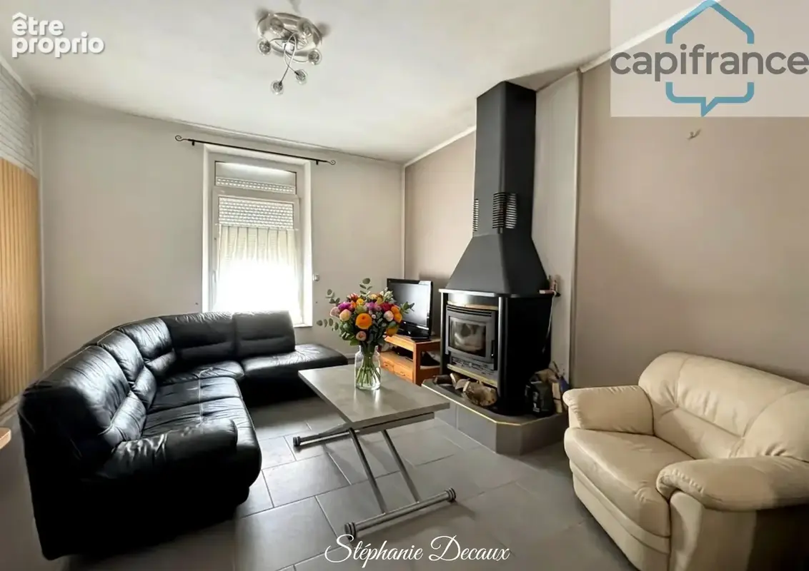  EXCLUSIVITÉ – Maison semi-mitoyenne 228 m2 -13 pièces -avec possibilité de semi plain-pied ou local professionnel – Jardin – Ce - photo 2