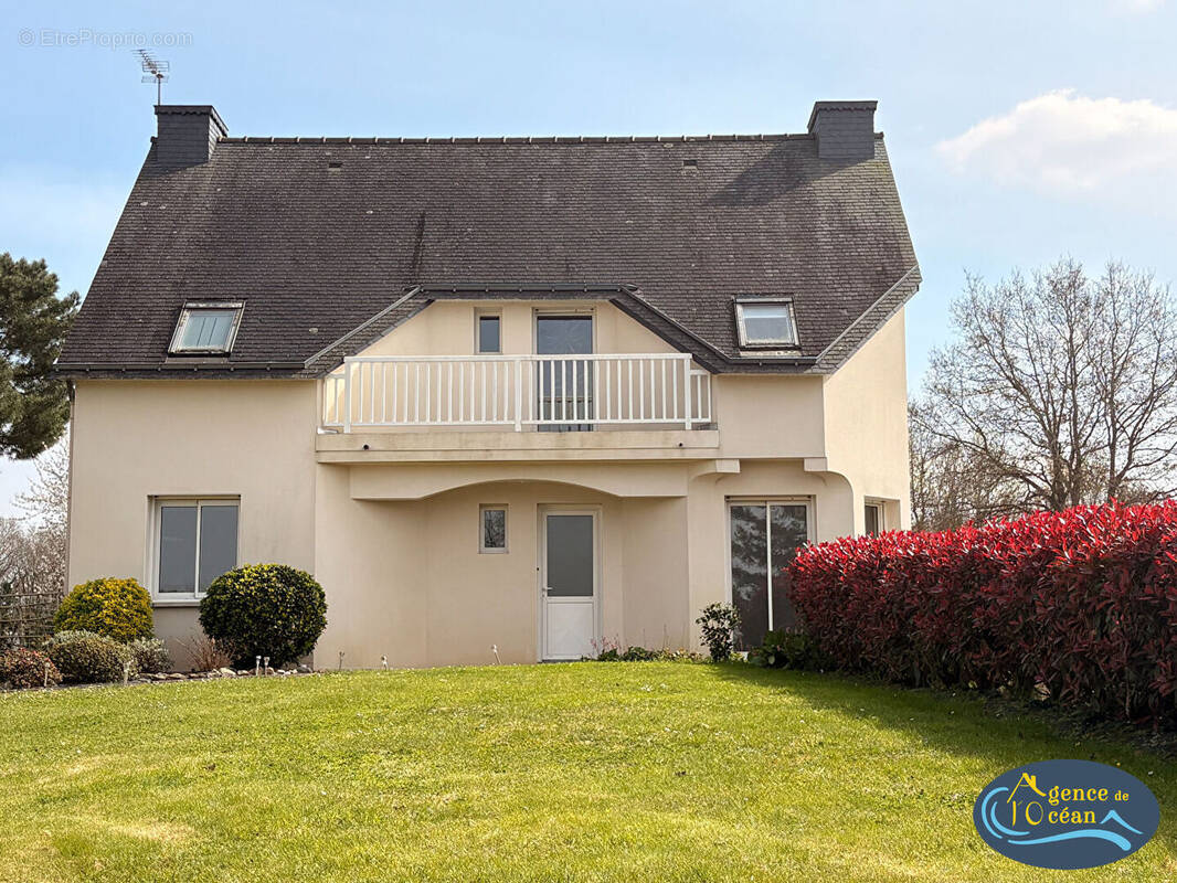 Maison à CAMOEL
