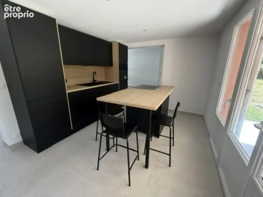 Maison à vendre 7 pièces LA ROCHE DES ARNAUDS (05) - photo 2