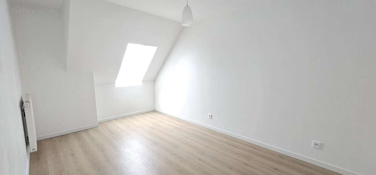 Appartement à COLOMBES