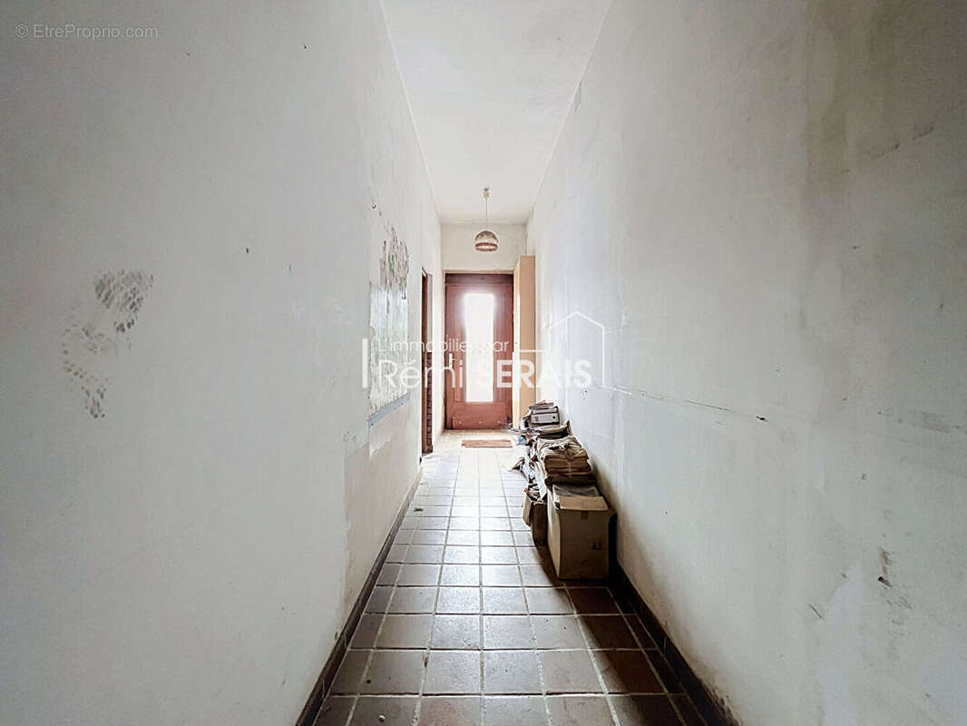 Maison proche Sees 5 pièces à rénover - photo 2