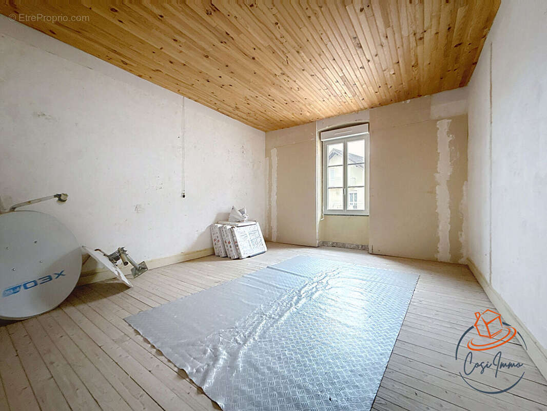 Appartement à SAINT-GERMAIN-DE-JOUX