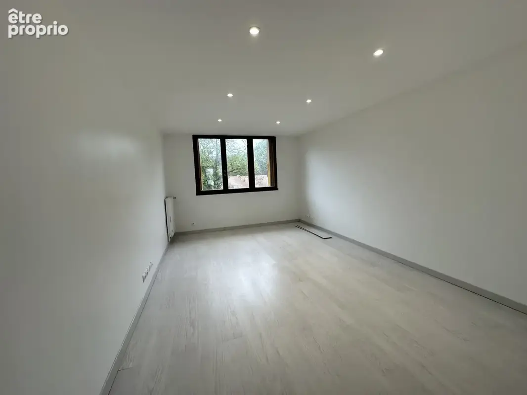 Grand appartement à acheter à Chevreuse - photo 5