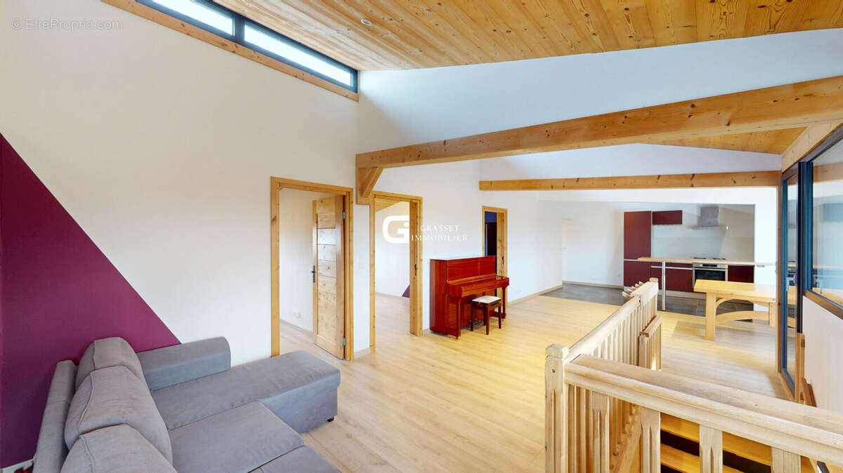 Appartement à LALLEYRIAT