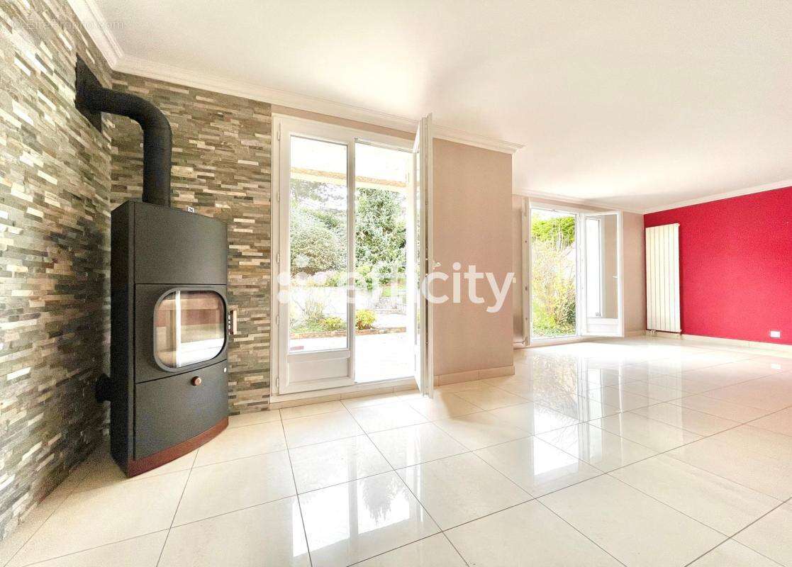 Maison à EPINAY-SUR-ORGE