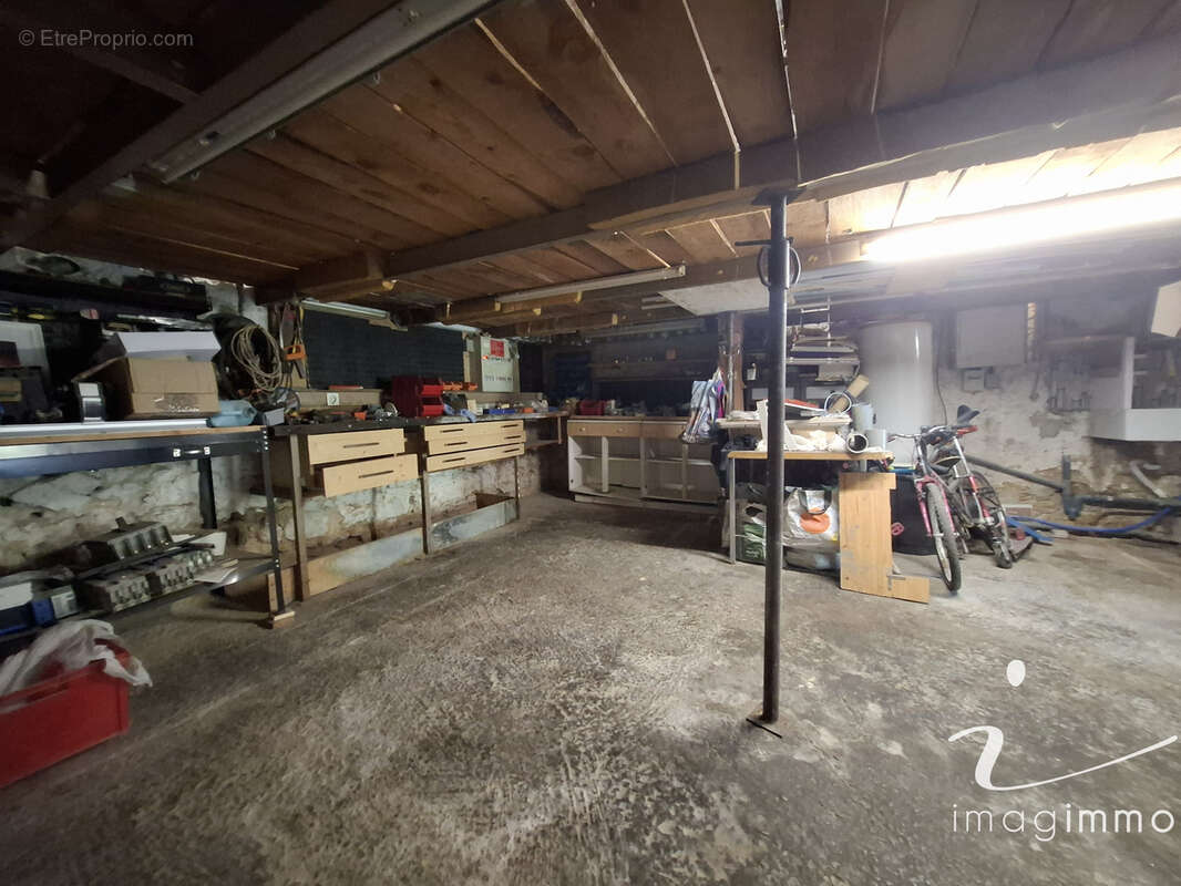 Rare maison de village de type 4 avec cours et garage de 60 m2 ! - photo 20