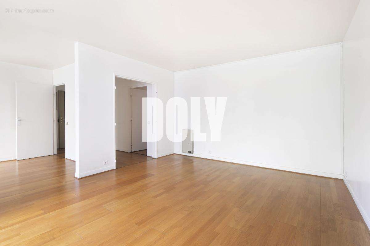 Appartement à MONTROUGE