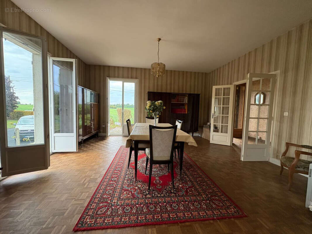 Maison à SAINT-MAUR