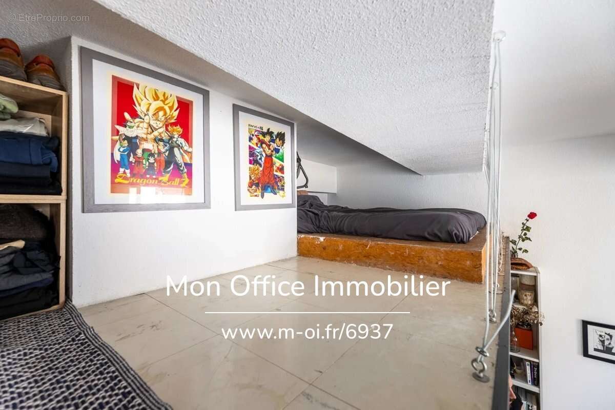 Appartement à MARSEILLE-1E