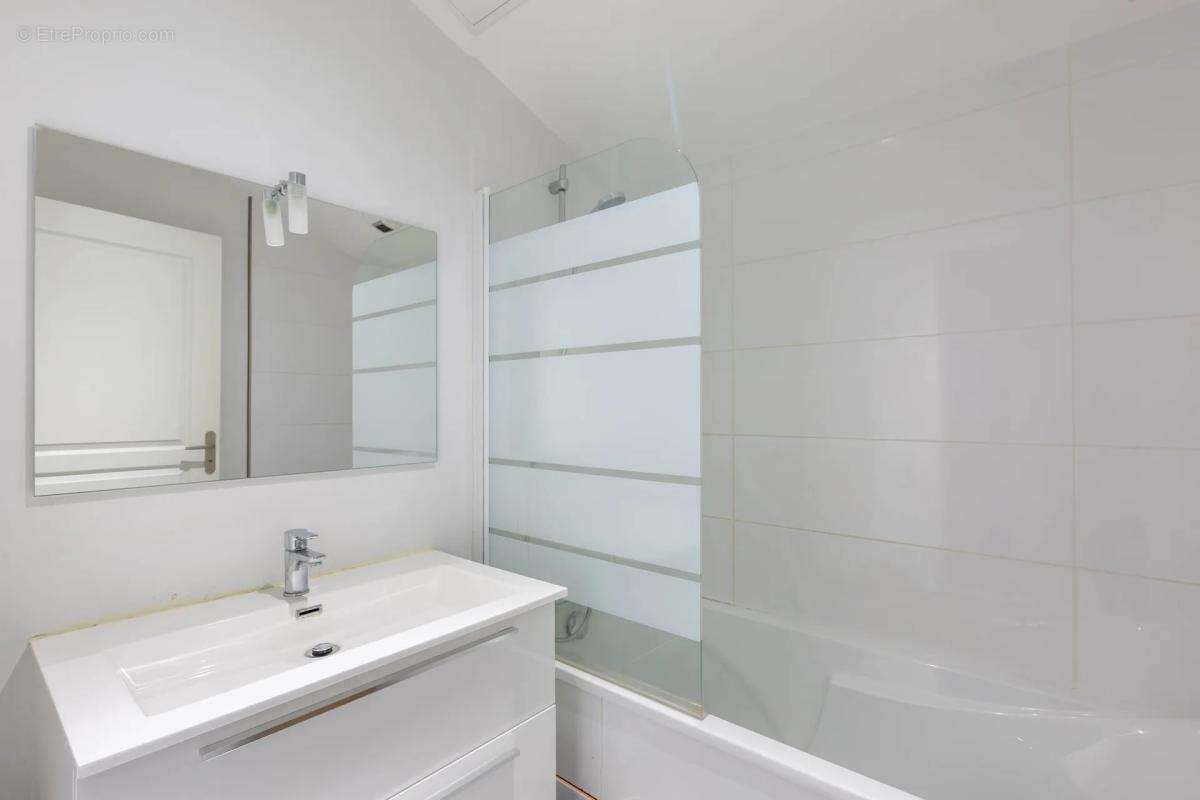 Appartement à CHAMPAGNE-AU-MONT-D'OR