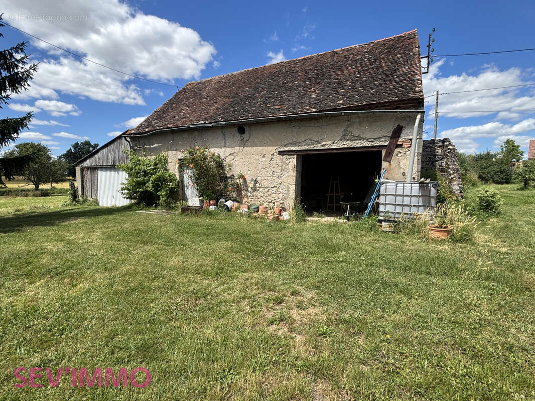 Maison à CRECHY