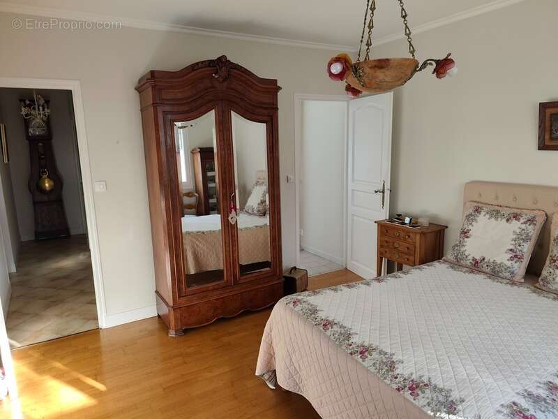 Maison à LA COURONNE