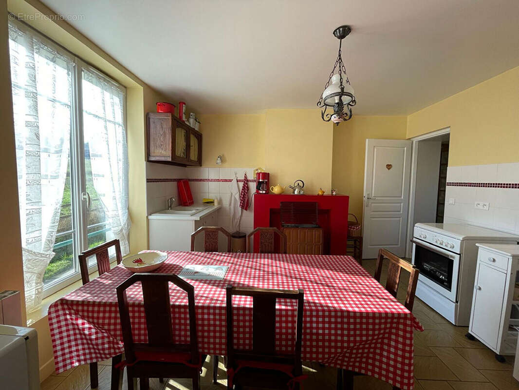 Maison à CROUY-SUR-OURCQ