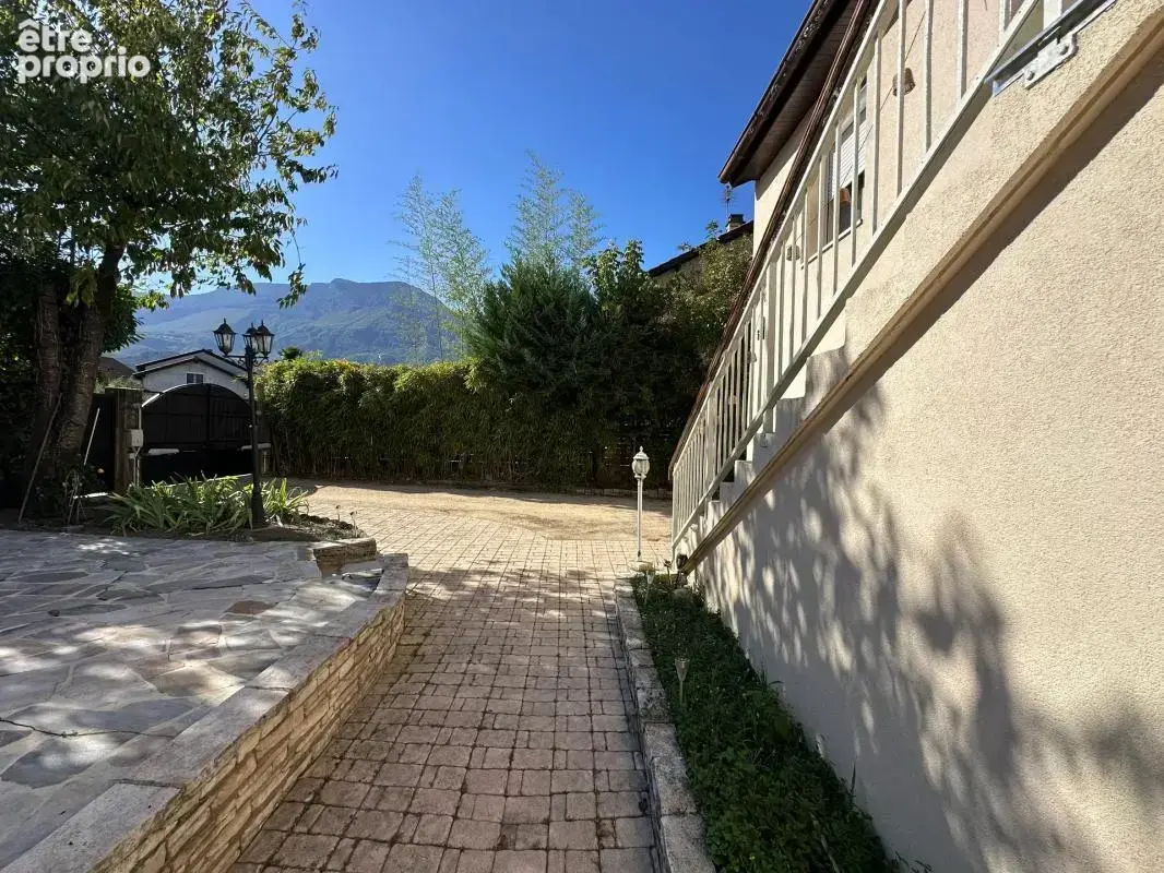 Maison 184 m² - 2 logements indépendants - photo 14