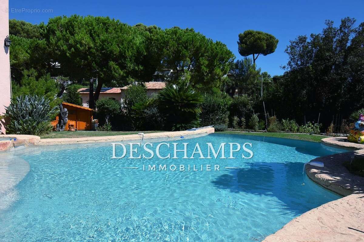 Maison à ANTIBES