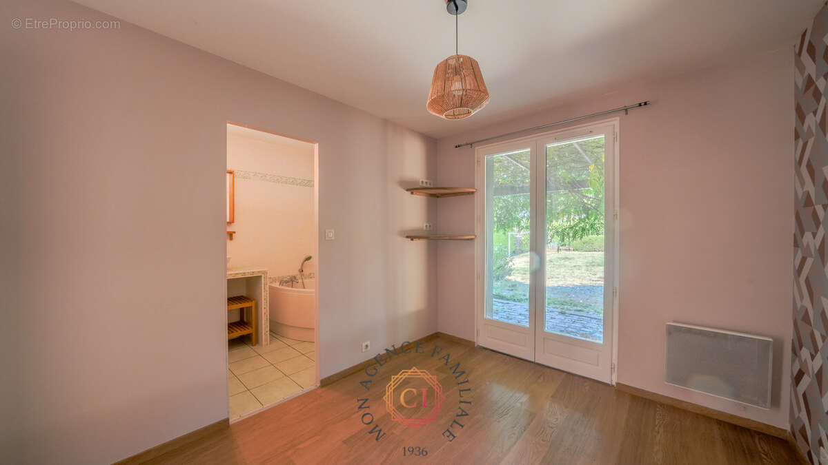 Maison de 97 m2 avec 4 pièces dont 3 chambres - photo 6