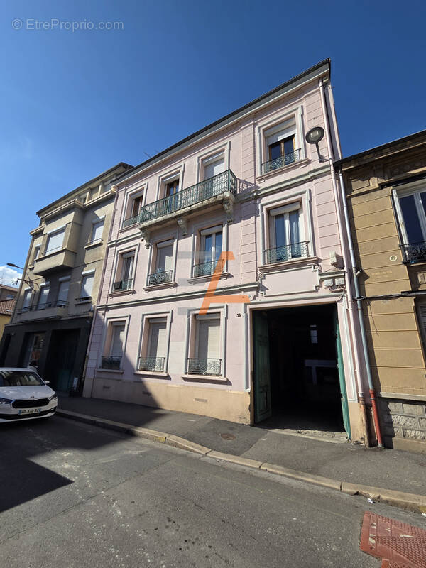 Appartement à SAINT-ETIENNE