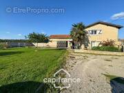 Maison à BOUGE-CHAMBALUD