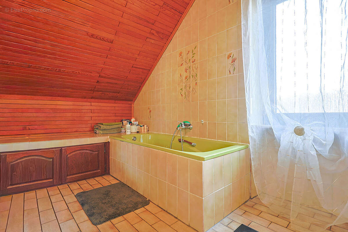 Maison de ville à fort potentiel à FORBACH - photo 10