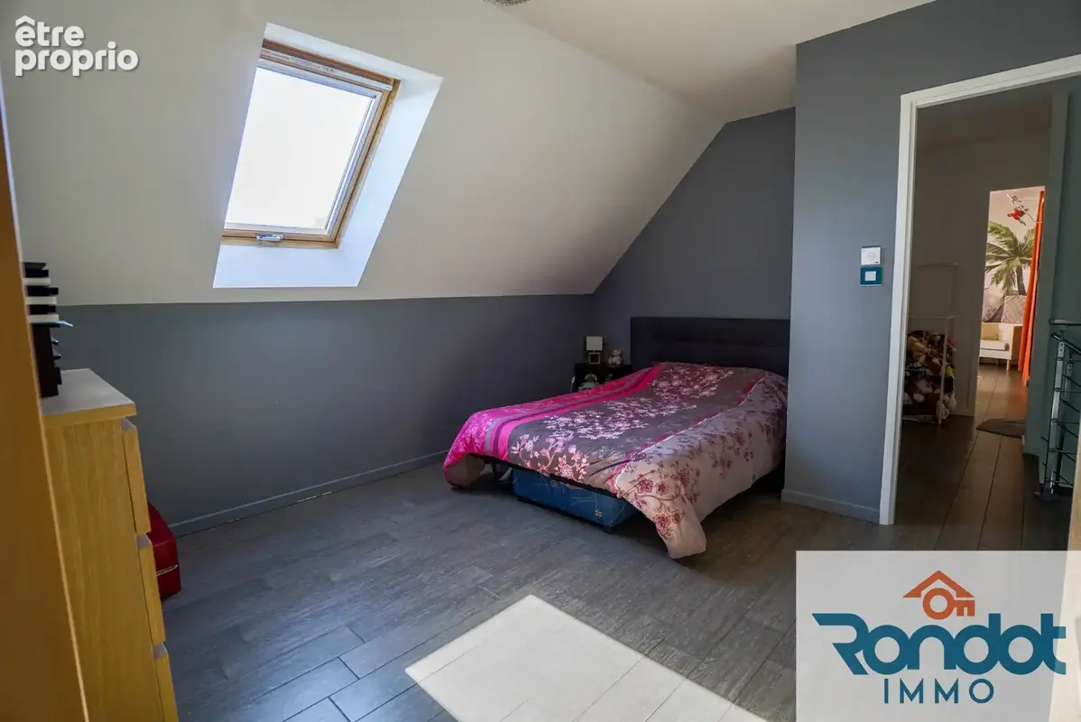 Maison individuelle 146m2 / 5 pieces / 4 chambres / terrain 741m2 - photo 7