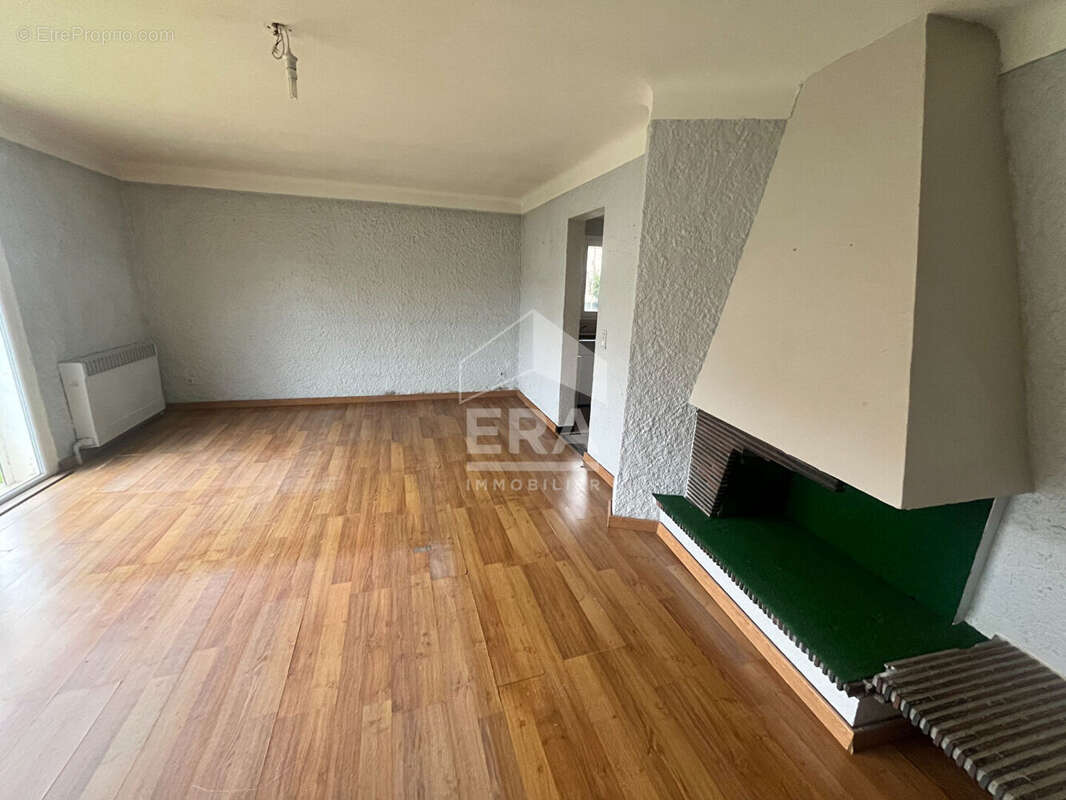 Maison à SAINT-CYPRIEN