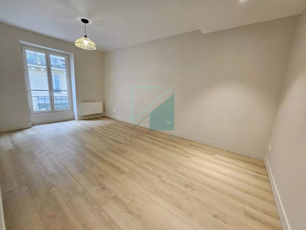 Appartement à PARIS-9E