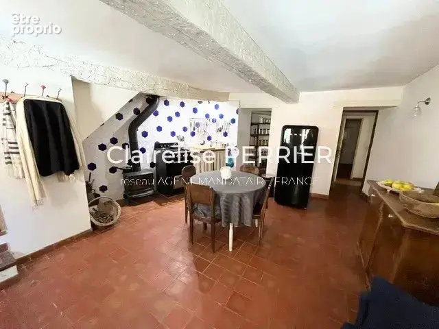 Au cœur du village de sillans-la-cascade - photo 13