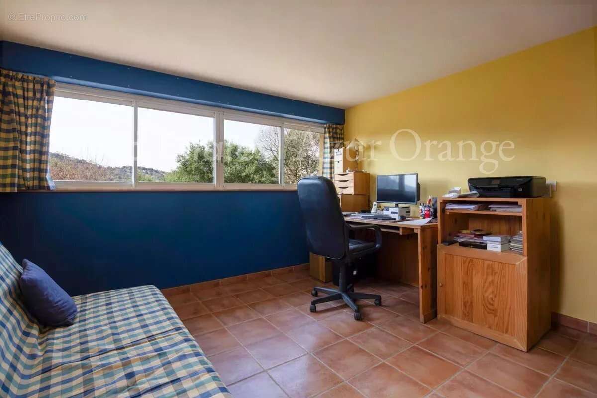 Maison à LA GARDE-FREINET