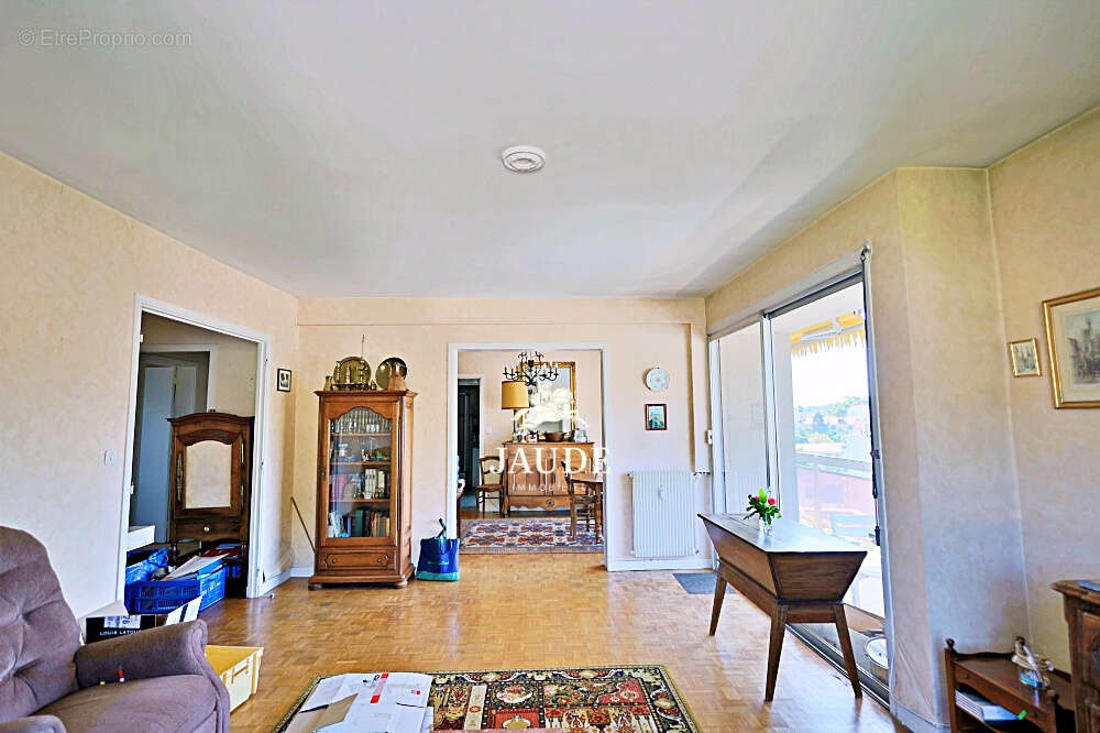 Appartement à CHAMALIERES