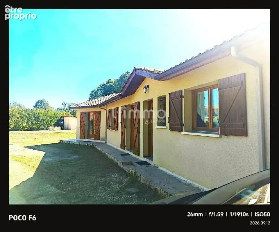 Belle maison de plain-pied avec piscine chauffée et panneaux so - photo 6