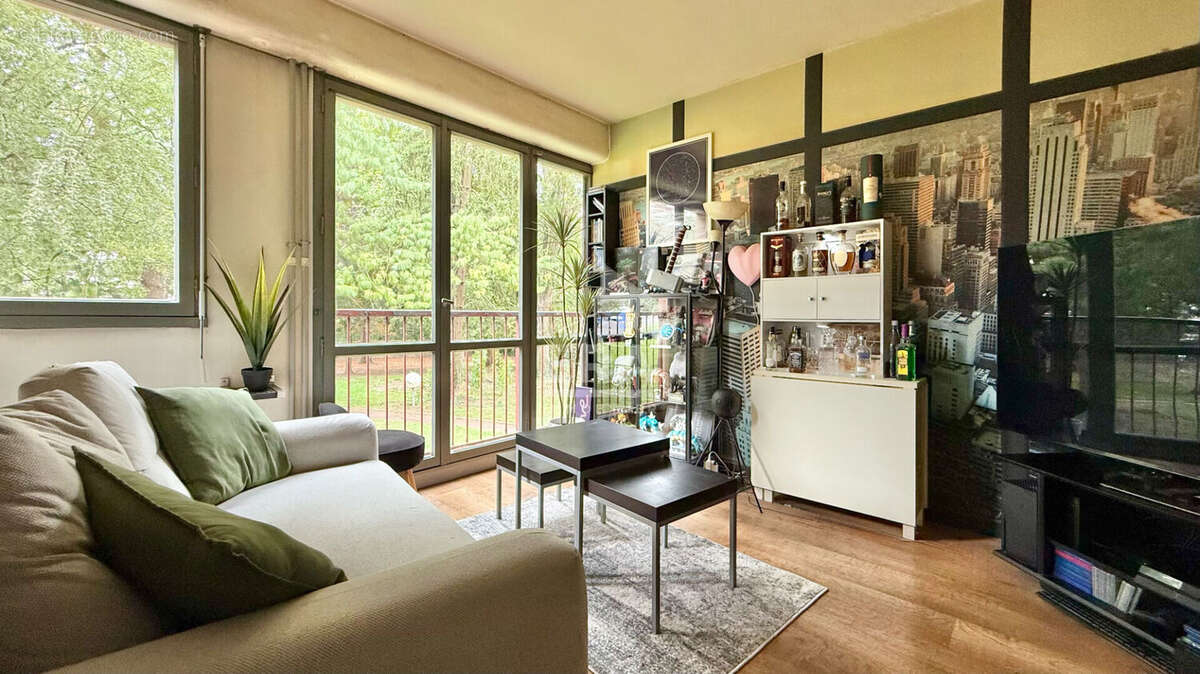 Appartement à CORBEIL-ESSONNES