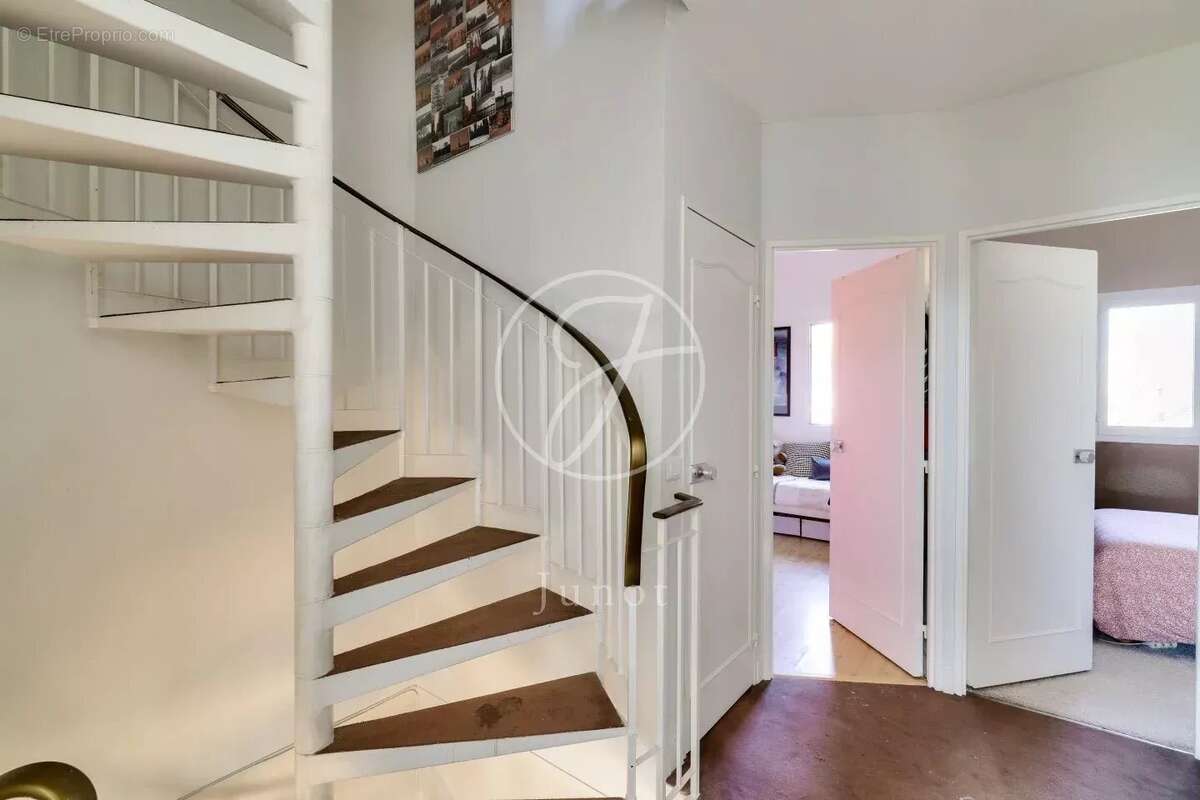 Appartement à GARCHES