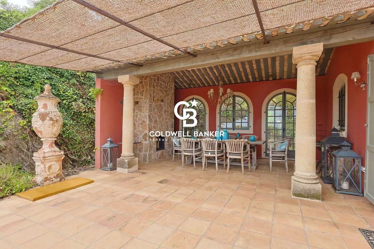 Confort, vue & authenticité et seulement 25 minutes de ST TROPEZ - photo 17