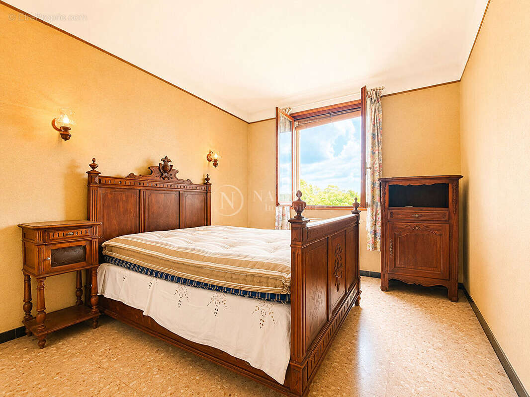 Maison à CABRIERES-D'AVIGNON