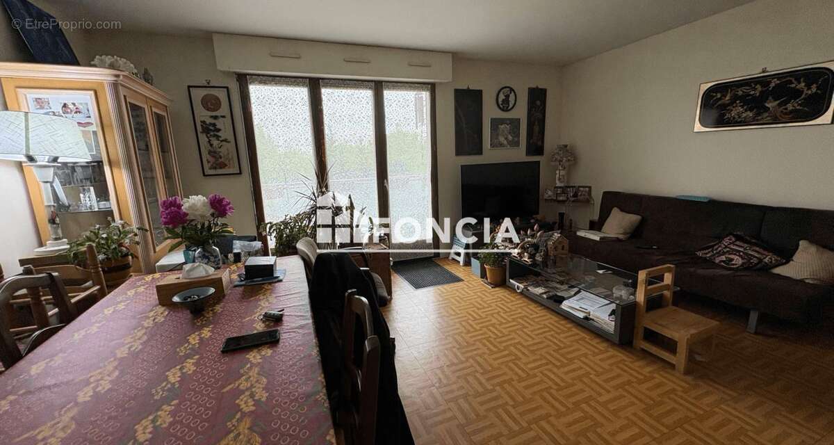 Appartement à NOISY-LE-SEC