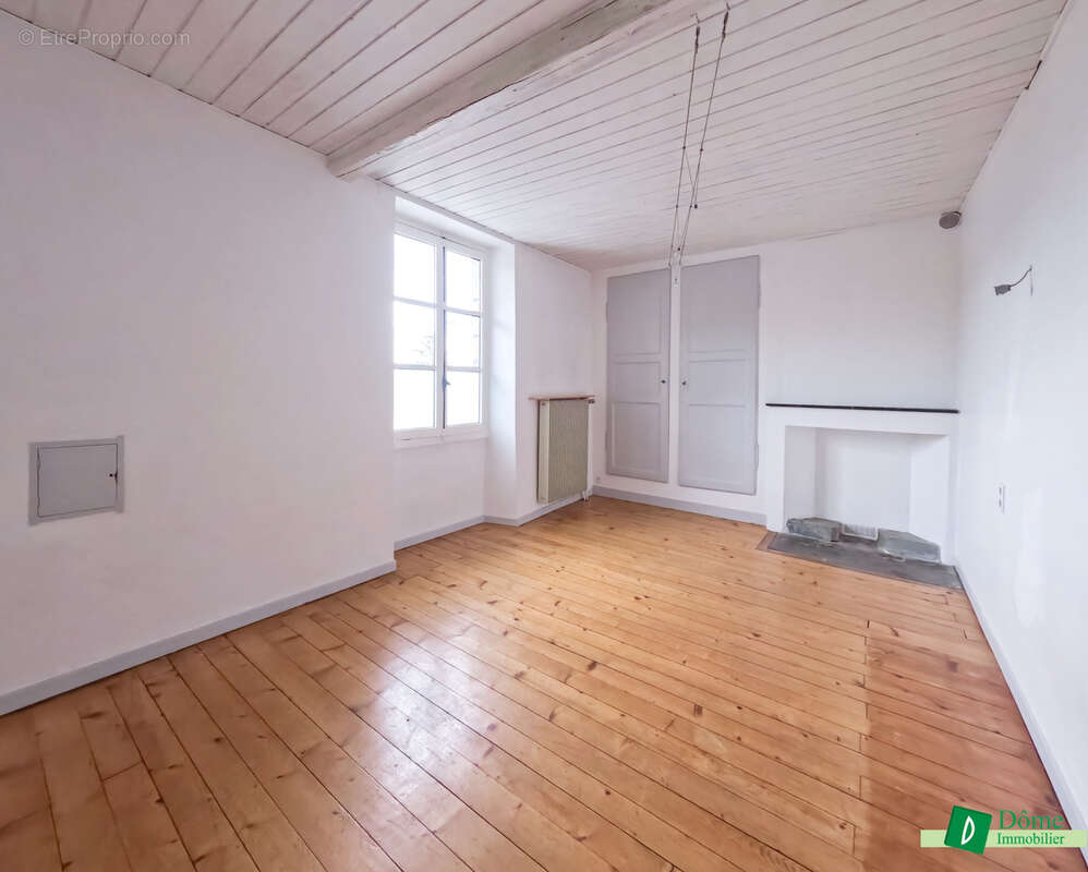 Maison à MONTBONNOT-SAINT-MARTIN