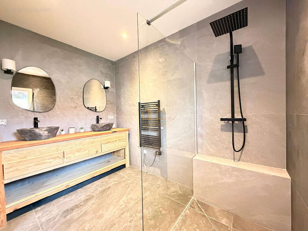 Maison à PARENTIS-EN-BORN