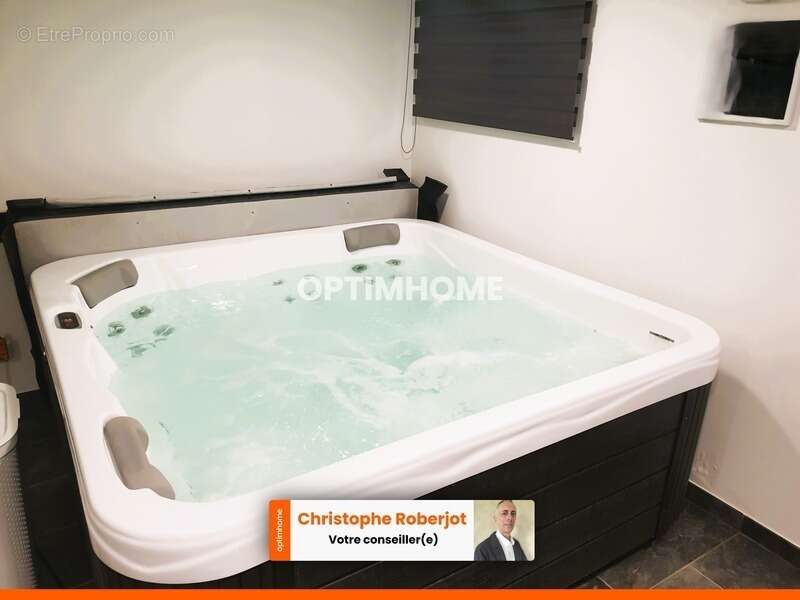 Maison à VIREY-LE-GRAND