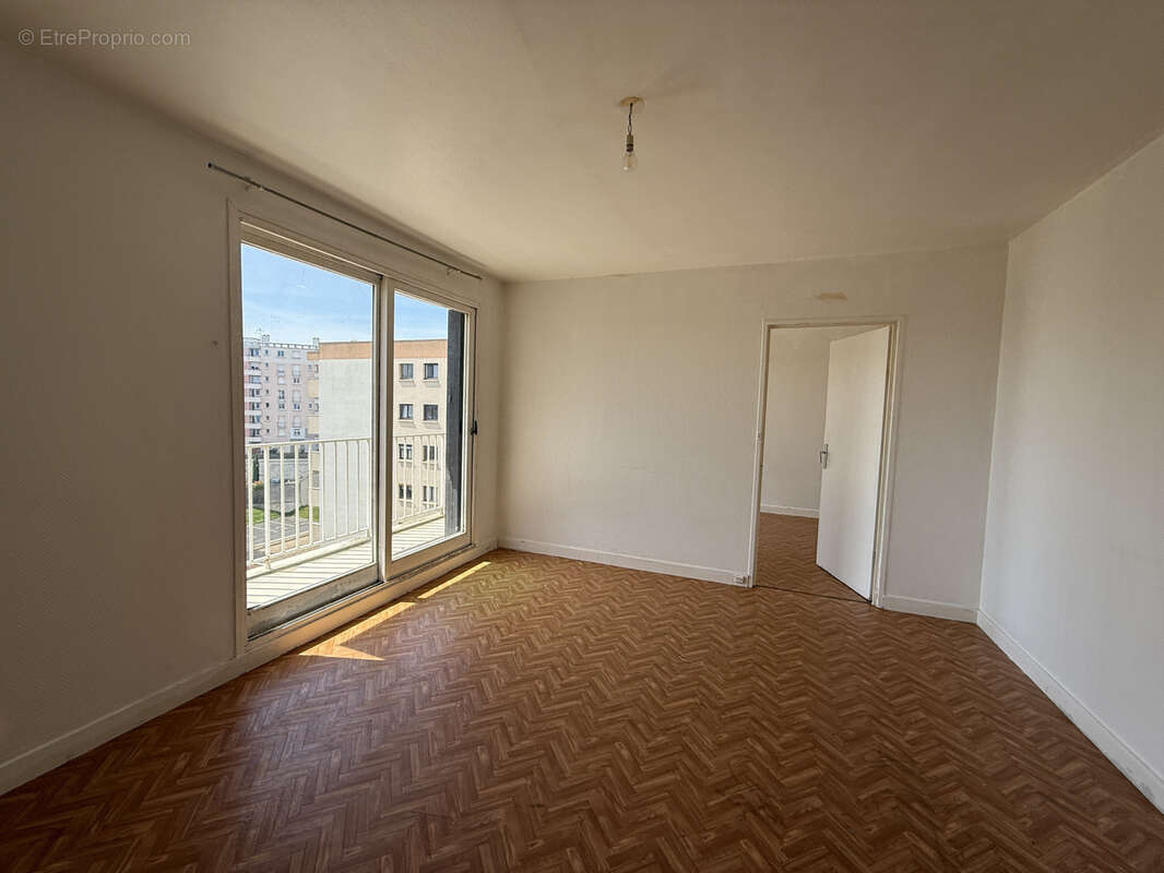 Appartement à MELUN