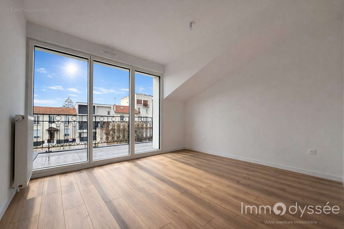 Appartement à LE PERREUX-SUR-MARNE