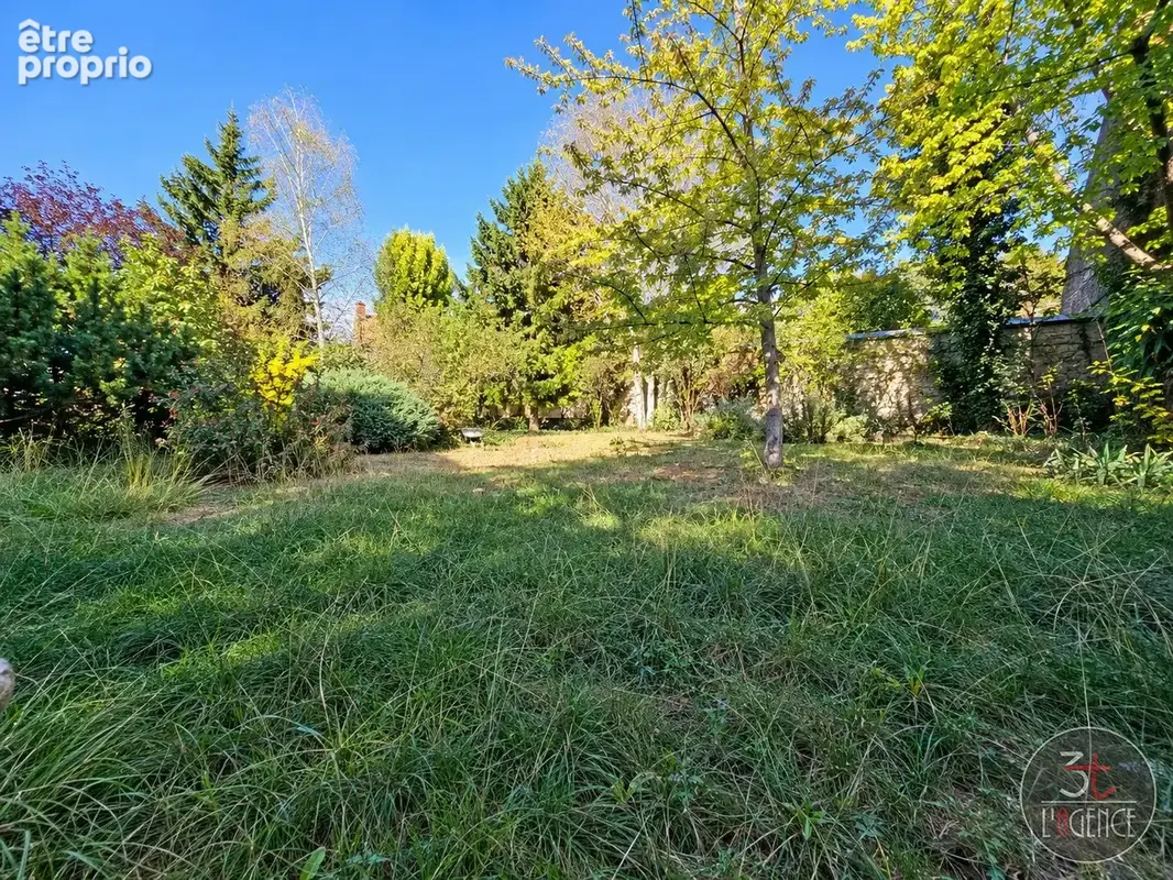 Maison 10 pièces 270 m² à vendre à Fontenay-Sous-Bois (94120) - photo 3