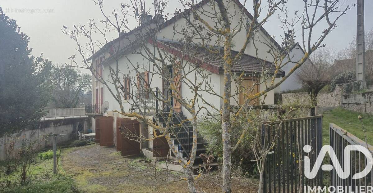 Photo 1 - Maison à BOURGANEUF