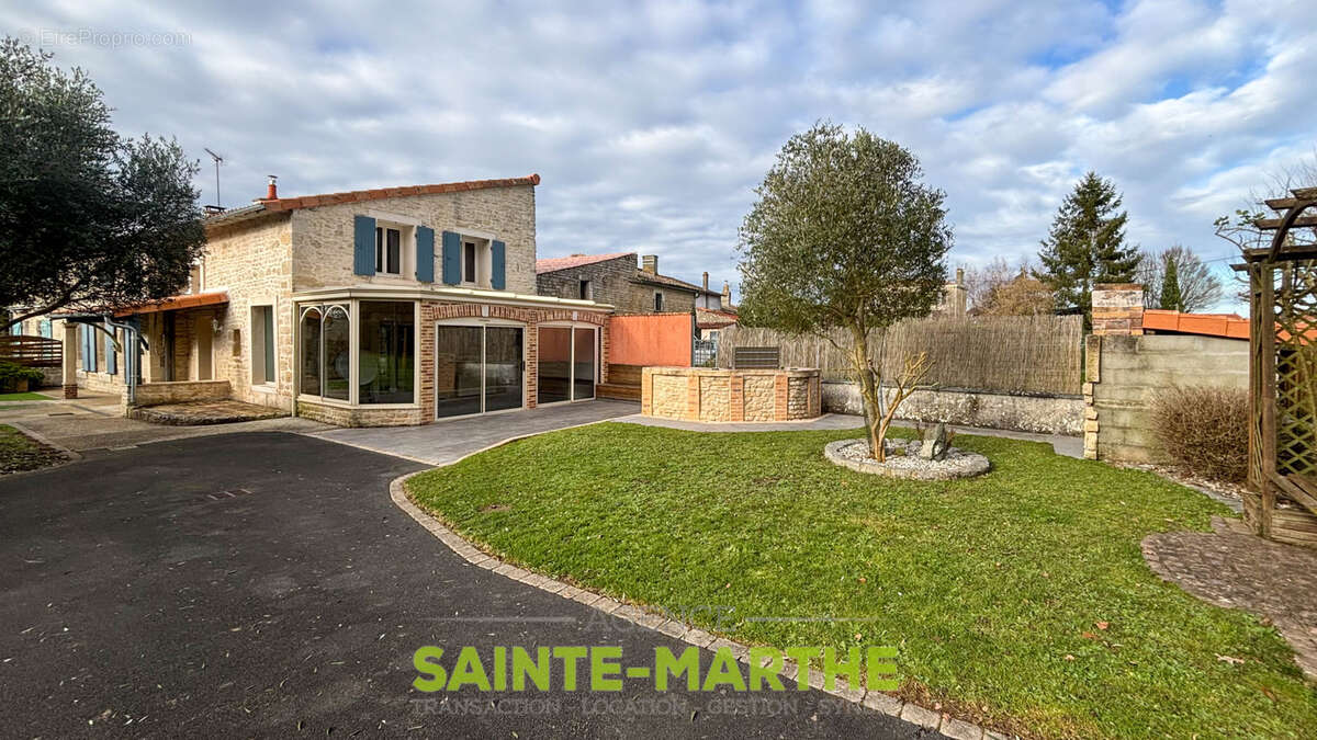 Maison à VILLIERS-EN-PLAINE