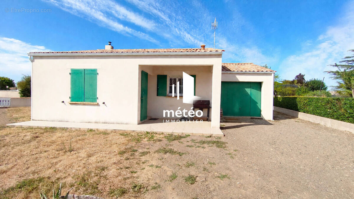 Maison à ANGLES