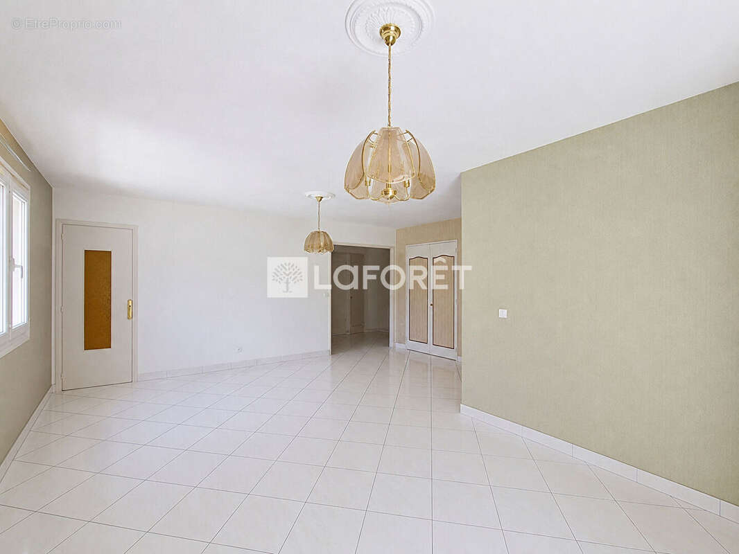 Appartement à CALUIRE-ET-CUIRE
