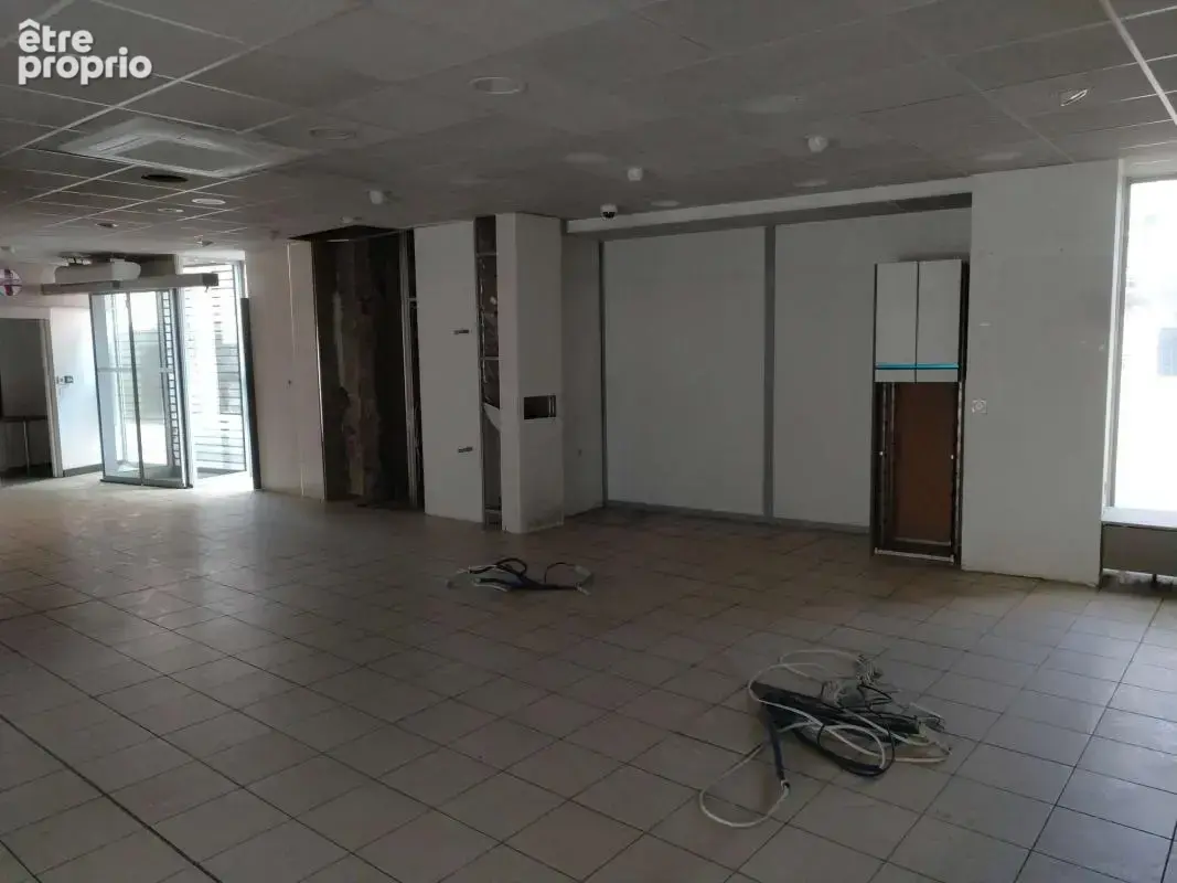 Bien commercial à vendre au centre-ville de Rumilly - photo 6