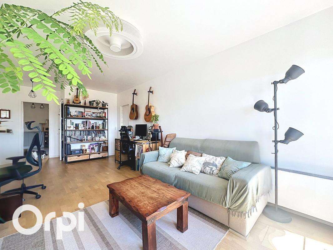 Appartement à VILLENEUVE-LOUBET