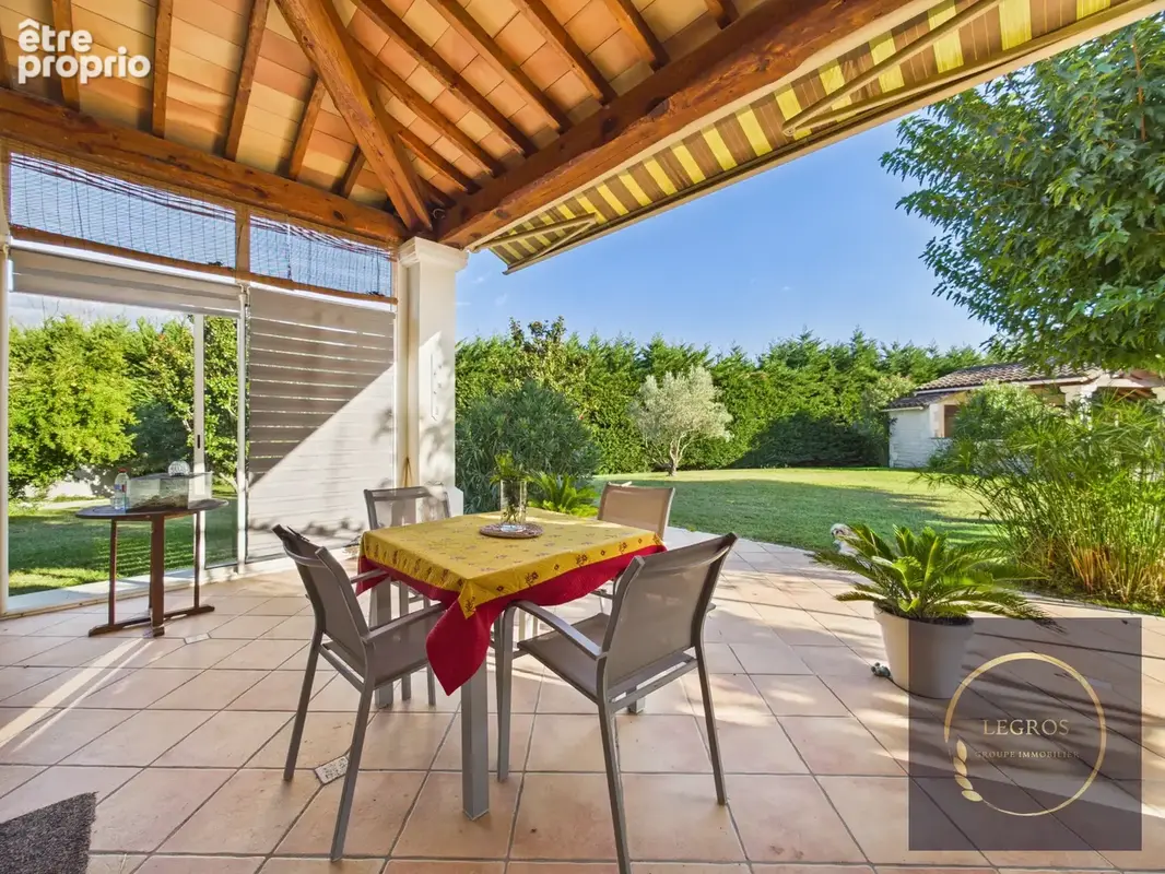 À vendre   Villa d’exception de plain-pied avec gîte indépendant à Graveson - photo 7