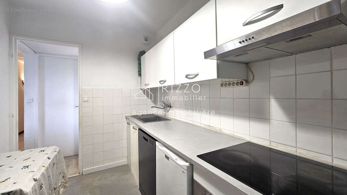 Ferney, T3 en attique 65,5 m2 avec parking et cave - photo 11
